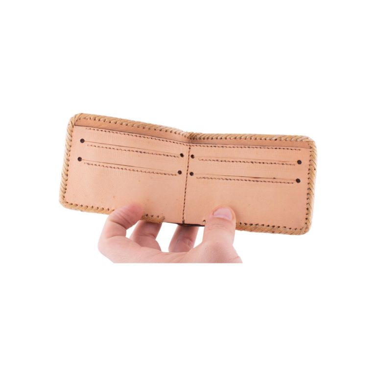 Billetera De Carpincho Tejida y Bordada